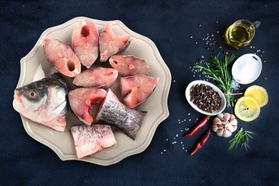River Katol Fish Steaks With Head (Size: 2.5kg)  কাটা-বাছা সকল উচ্ছিষ্ট বাদ দিয়ে রেডি টু কুক (পুরো ২.৫কেজি মাছ)