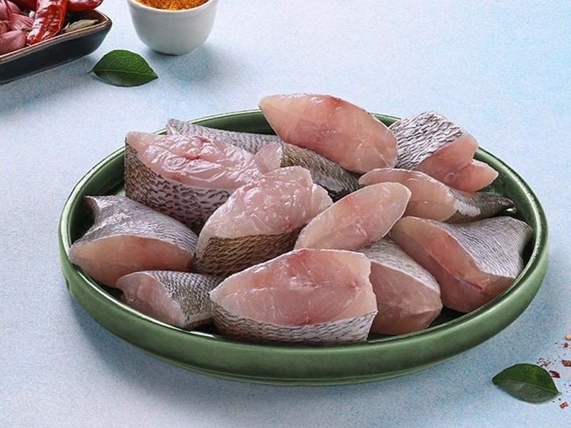 Black Snapper Curry Cut (Include Head Pieces)  One of the most famous fishes in the world market having high