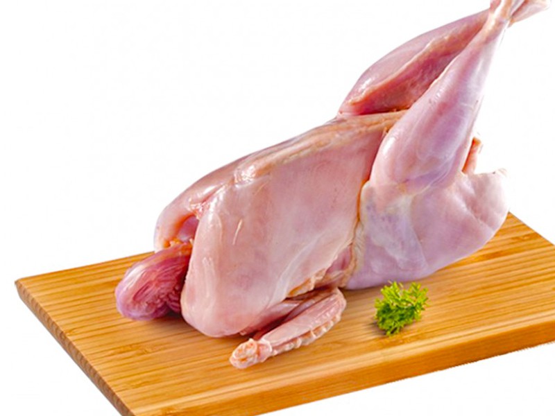 Deshi Chicken Whole Clean And Dressed (Skin Less)