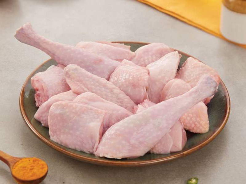 Deshi Chicken SkinLess (Roast Cut)  Fresh Organic Healthy and Halal Country Chicken